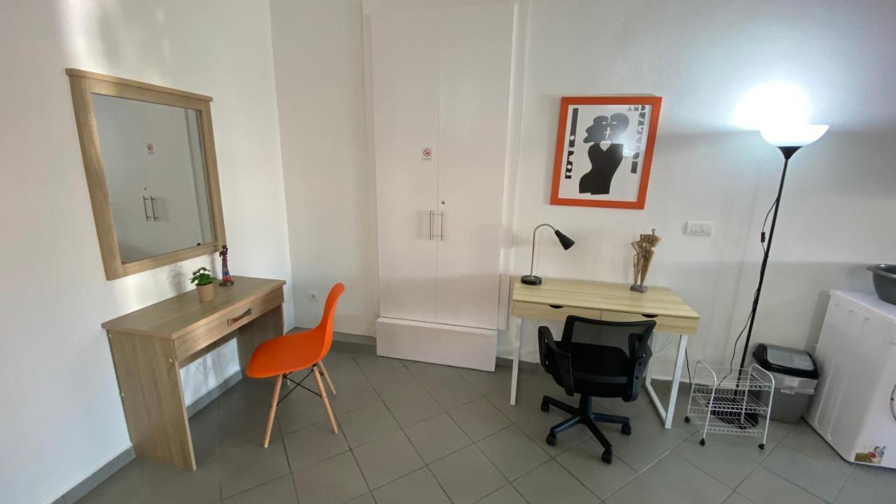 Patras Romeο House Leilighet Eksteriør bilde